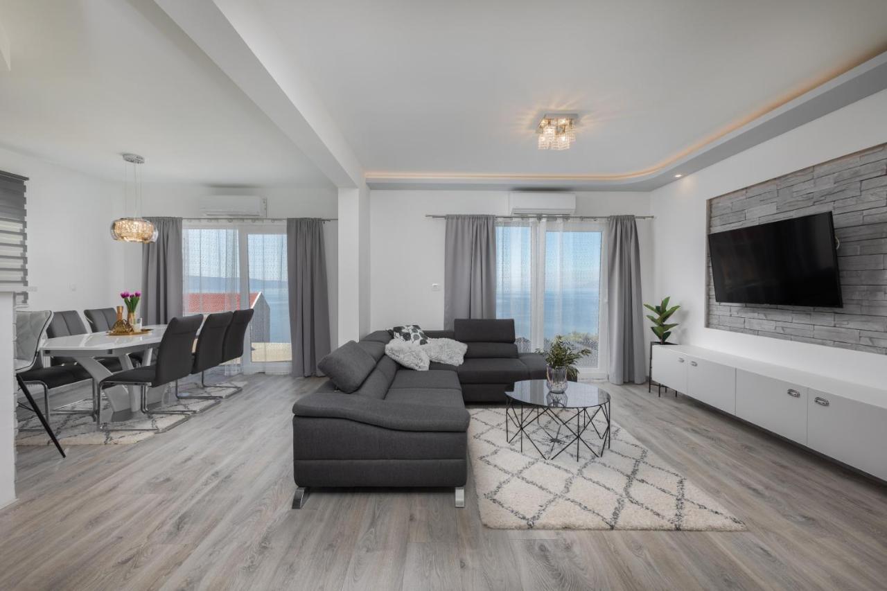 פודגורה Luxury Holiday Home Dioniz חדר תמונה