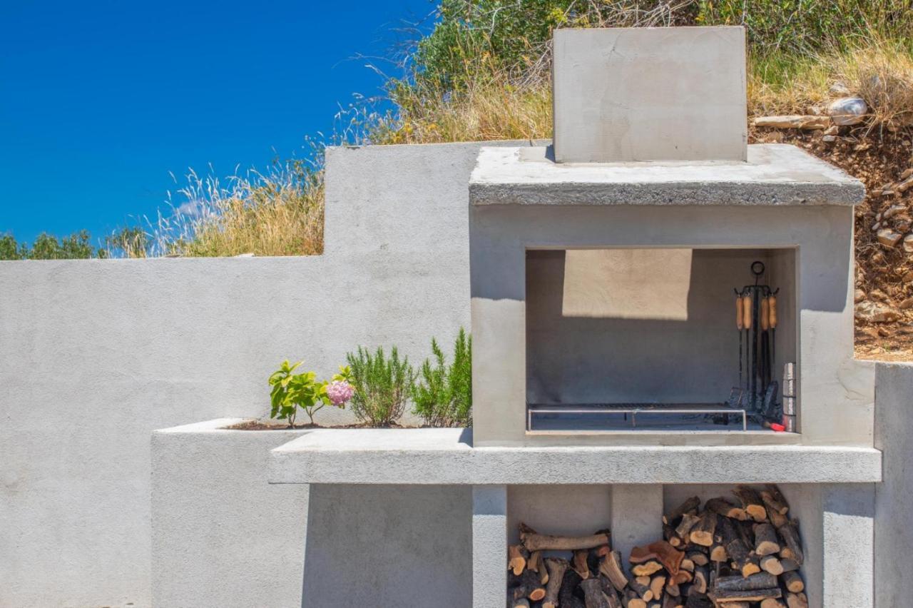 פודגורה Luxury Holiday Home Dioniz מראה חיצוני תמונה