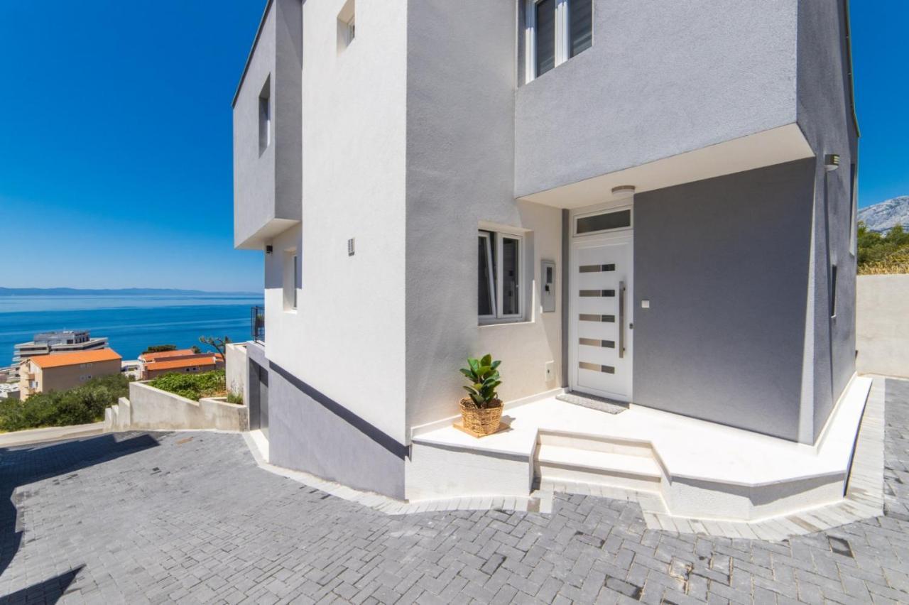פודגורה Luxury Holiday Home Dioniz מראה חיצוני תמונה