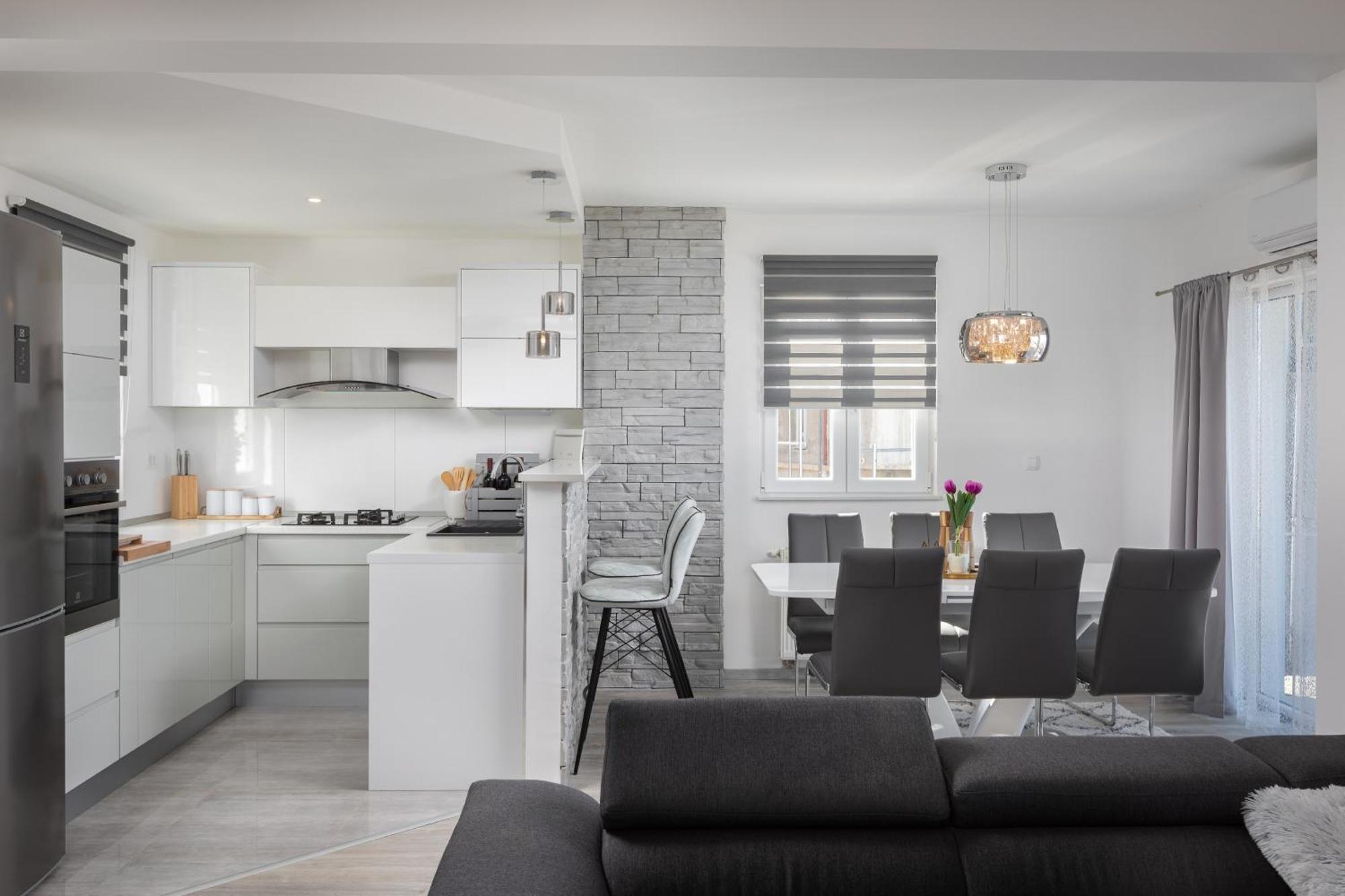 פודגורה Luxury Holiday Home Dioniz חדר תמונה