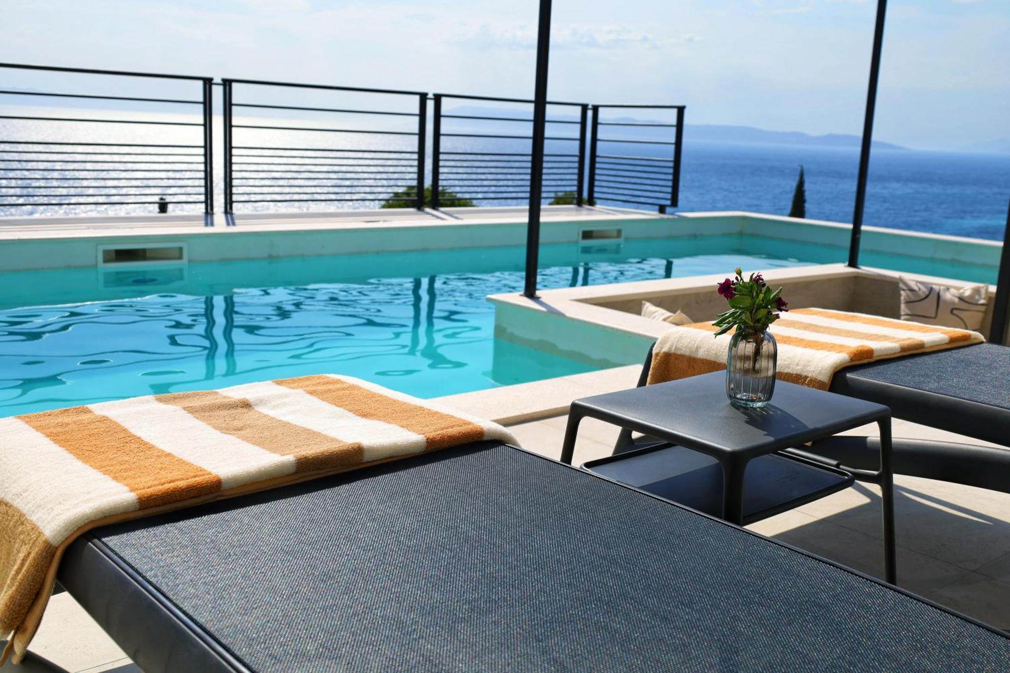 פודגורה Luxury Holiday Home Dioniz מראה חיצוני תמונה