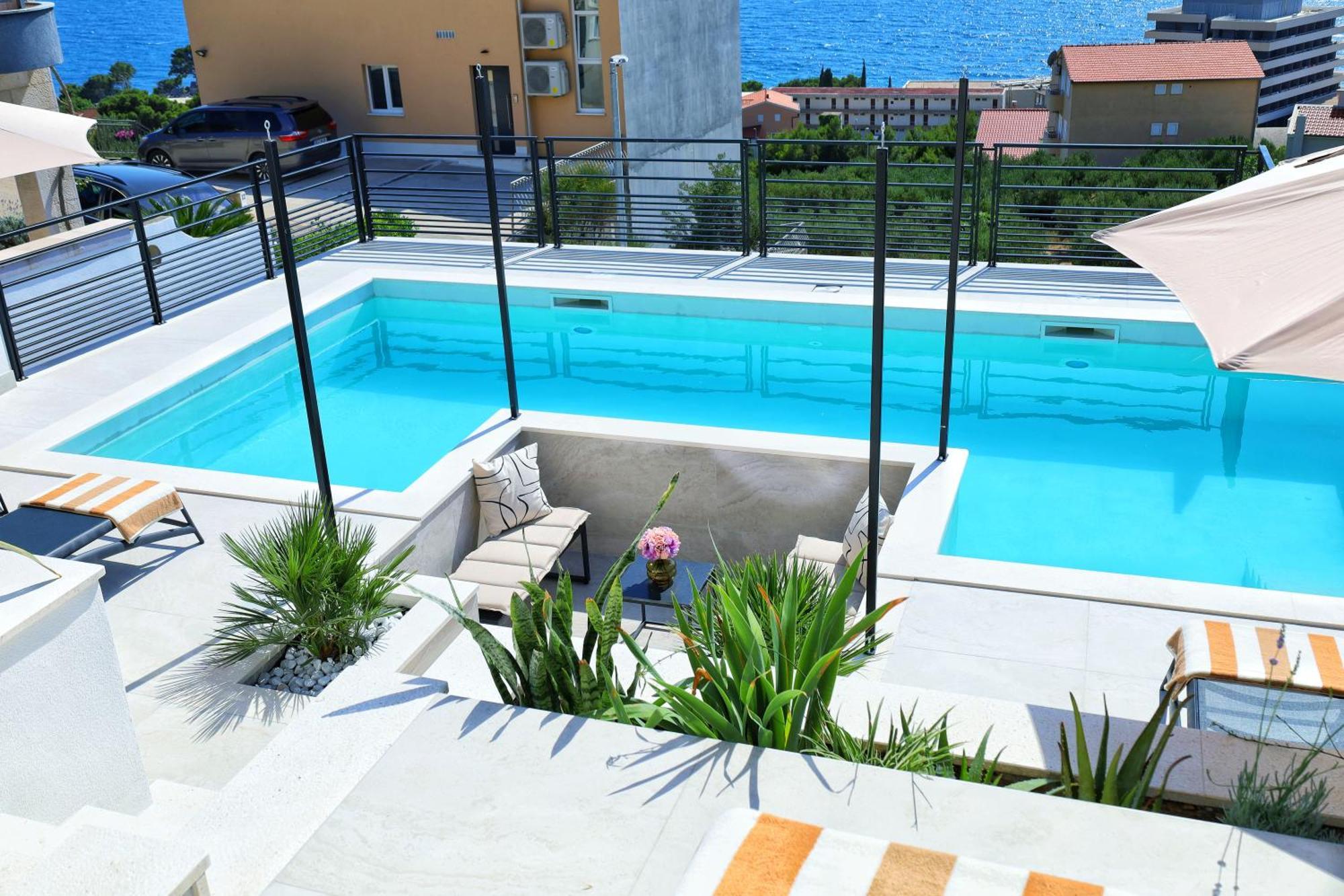 פודגורה Luxury Holiday Home Dioniz מראה חיצוני תמונה